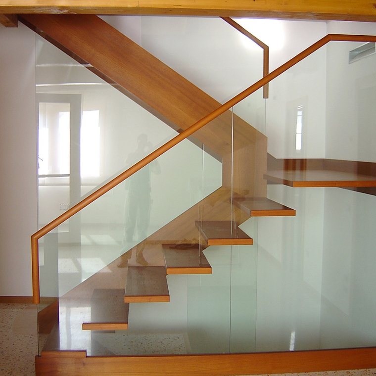 Niero scale e parapetti 20