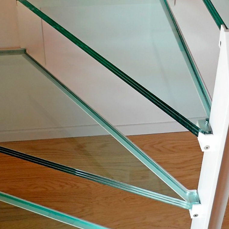 Niero scale e parapetti 23