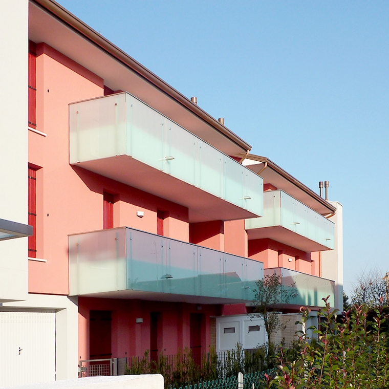 Niero scale e parapetti 24